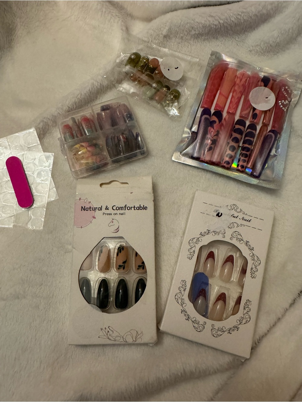 Mixed Press-On Nail Sets with Neutral, Black & Pink Designs